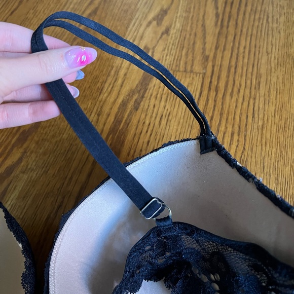 ▪️VICTORIA’S SECRET: Women’s 38D, black laced push-up bra w/adjustable straps▪️ - Picture 13 of 15